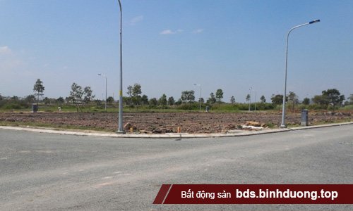Đất nền một dự án đường Lã Xuân Oai, Nguyễn Duy Trinh, quận 9. 