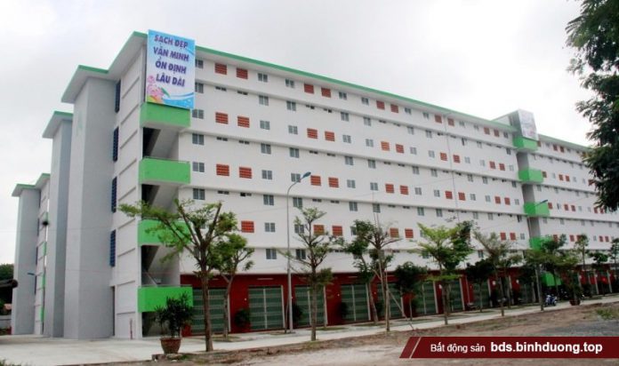 560 căn nhà Khu nhà ở công nhân KCN Đồng An với diện tích từ 31 67,2 m2 cung cấp nơi ở cho khoảng 2000 công nhân và người lao động.