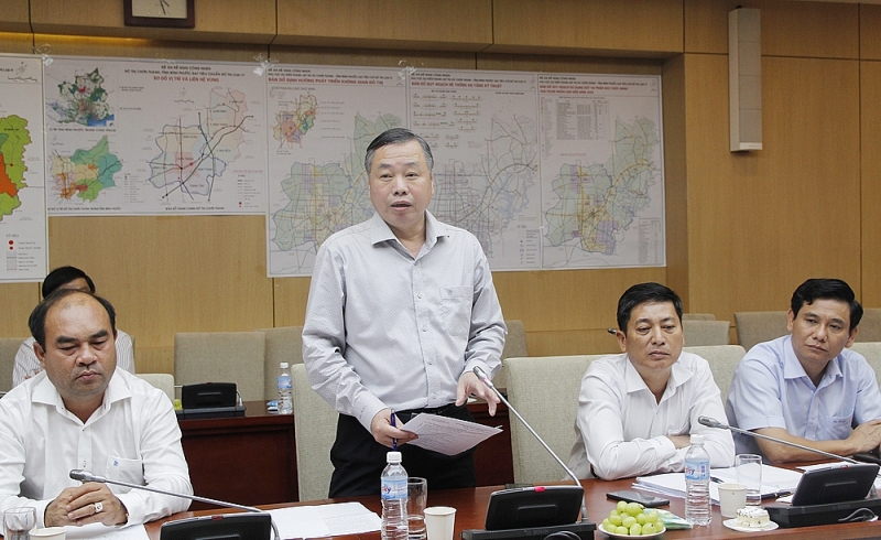 Ông Huỳnh Anh Minh - Phó Chủ tịch UBND tỉnh Bình Phước tiếp thu ý kiến đóng góp và giải trình một số vấn đề tại Hội nghị thẩm định.