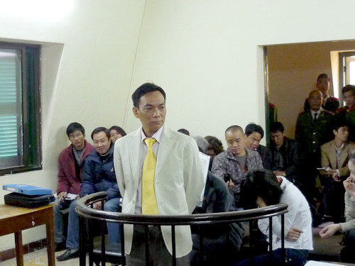 Ông Nguyễn Đại Dương được tuyên miễn trách nhiệm hình sự khi tòa án xét xử trong vụ “vũ trường New Century” tại Hà Nội vào năm 2009 - Ảnh tư liệu Tuổi Trẻ