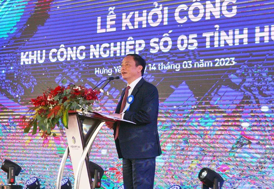 Chủ tịch UBND tỉnh Hưng Yên – Trần Quốc Văn phát biểu tại lễ khởi công