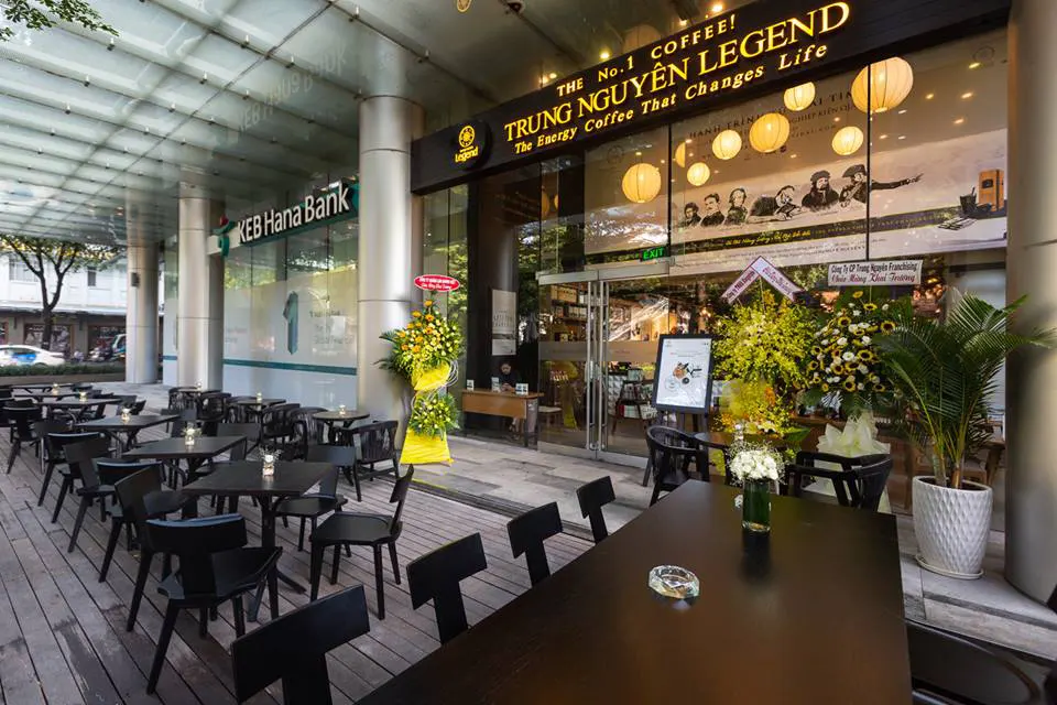 Một quán cafe Trung nguyên Legend