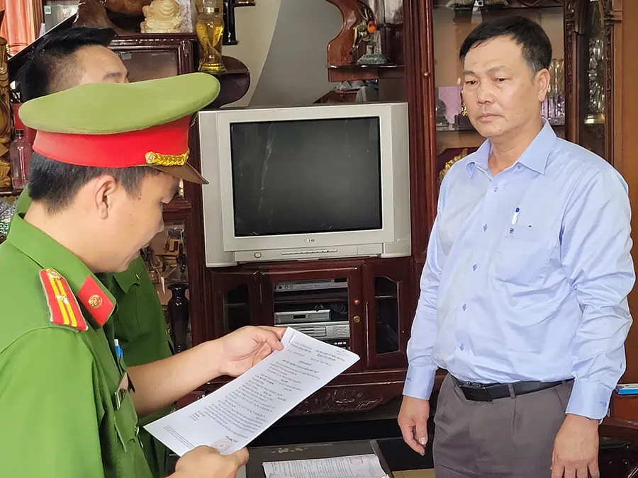Ông Nguyễn Văn Hồng, Tổng Giám đốc Tổng công ty Tín Nghĩa bị bắt