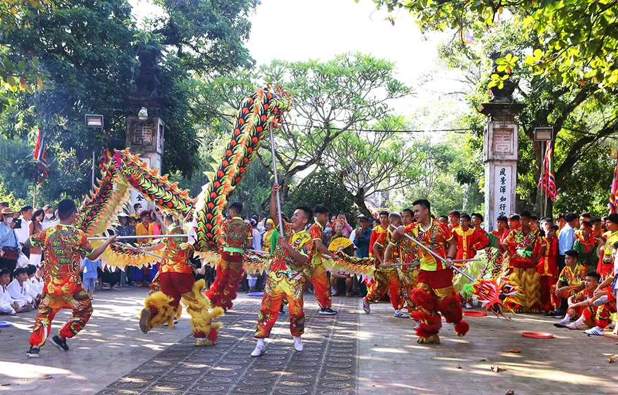 Lễ hội Đền Trần là nét văn hóa, hoạt động tri ân 14 vị Vua Trần có công dựng nước