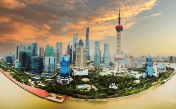 Trung Quốc xem xét áp trần phí môi giới bất động sản