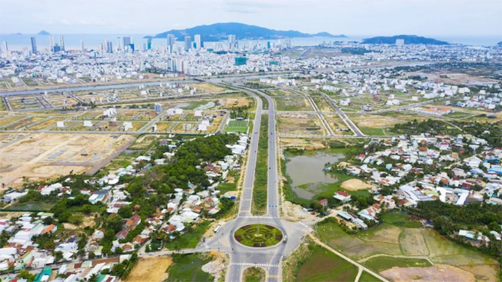 Khu đô thị, công viên, trung tâm hành chính mới tỉnh Khánh Hòa nằm trên địa phận 2 xã Vĩnh Thái và Phước Đồng. Ảnh: Xuân Hoát.