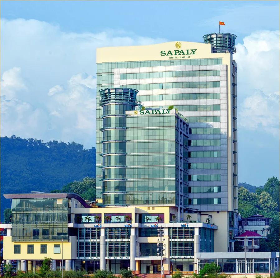 Khách sạn Sapaly thuộc sở hữu của gia đình Vưu Tuấn Kiệt