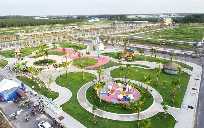 Khu vực chủ đầu tư được sang sổ đất cho người dân tự xây nhà tại Bình Dương