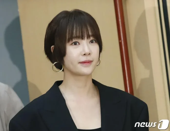 Tiểu sử, đời tư và sự nghiệp Hwang Jung Eum